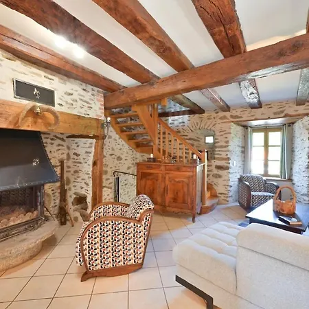 De Prestige Dans Un Fort, Jacuzzi, 8 Pers * Leynhac