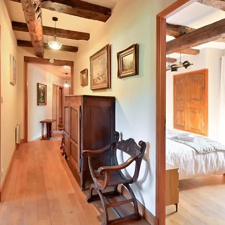 Villa De Prestige Dans Un Fort, Jacuzzi, 8 Pers Leynhac